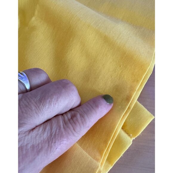 Vintage 1970s curtain, bright yellow pompoms, kitsch decor, pleated, per panel - Picture 10 of 10